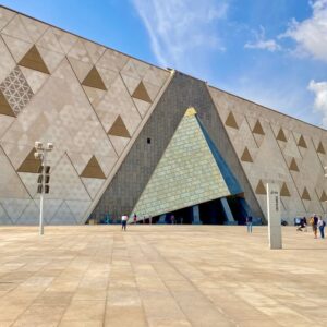 Cairo: Private Grand Egyptian Museum & Giza Pyramids Tour
